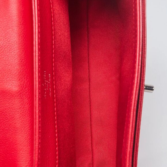 Louis Vuitton Rubis Pebbled Leather Lockme II BB - Picture 8 of 9